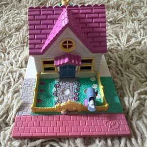 Vintage Bluebird 1993 Polly Pocket cozy cottage